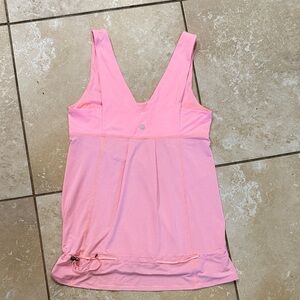 Lululemon 6  Pink Tank Top v neck